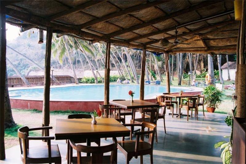 Prainha Resort By The Sea Taleigao Extérieur photo