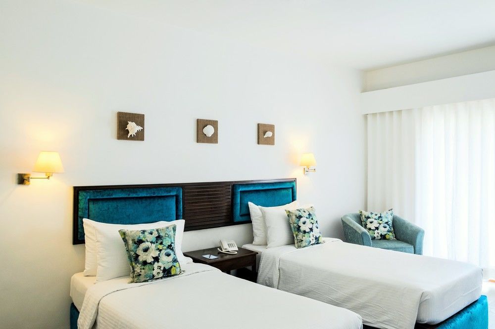Prainha Resort By The Sea Taleigao Extérieur photo